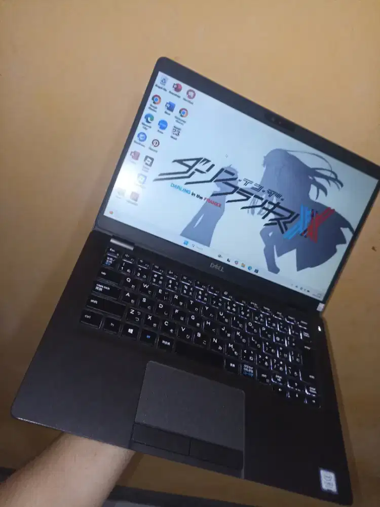 Laptop Dell 5300 I3 Gen 8 SSD