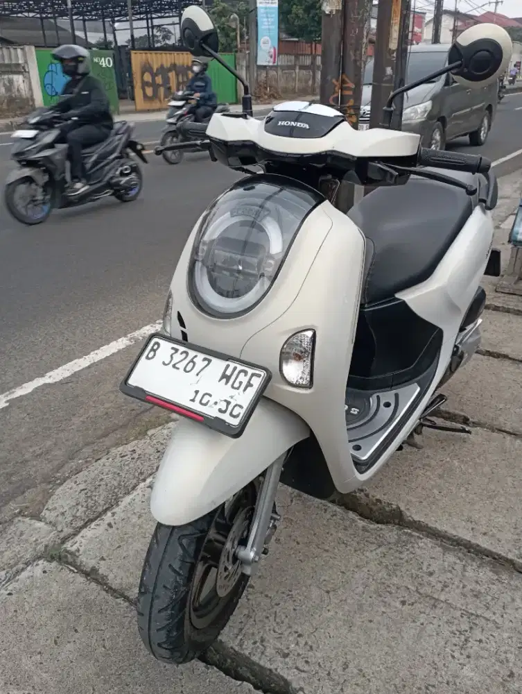 Honda Scoopy prestige 2025 low km good condition