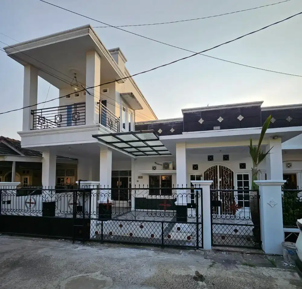 DISEWAKAN RUMAH CANTIK FULL ISI PERABOT DEKAT PUSRI LEMABANG