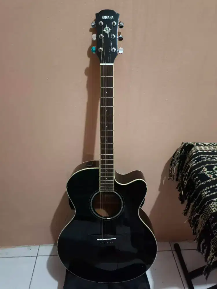 Gitar Akustik Yamaha CPX600