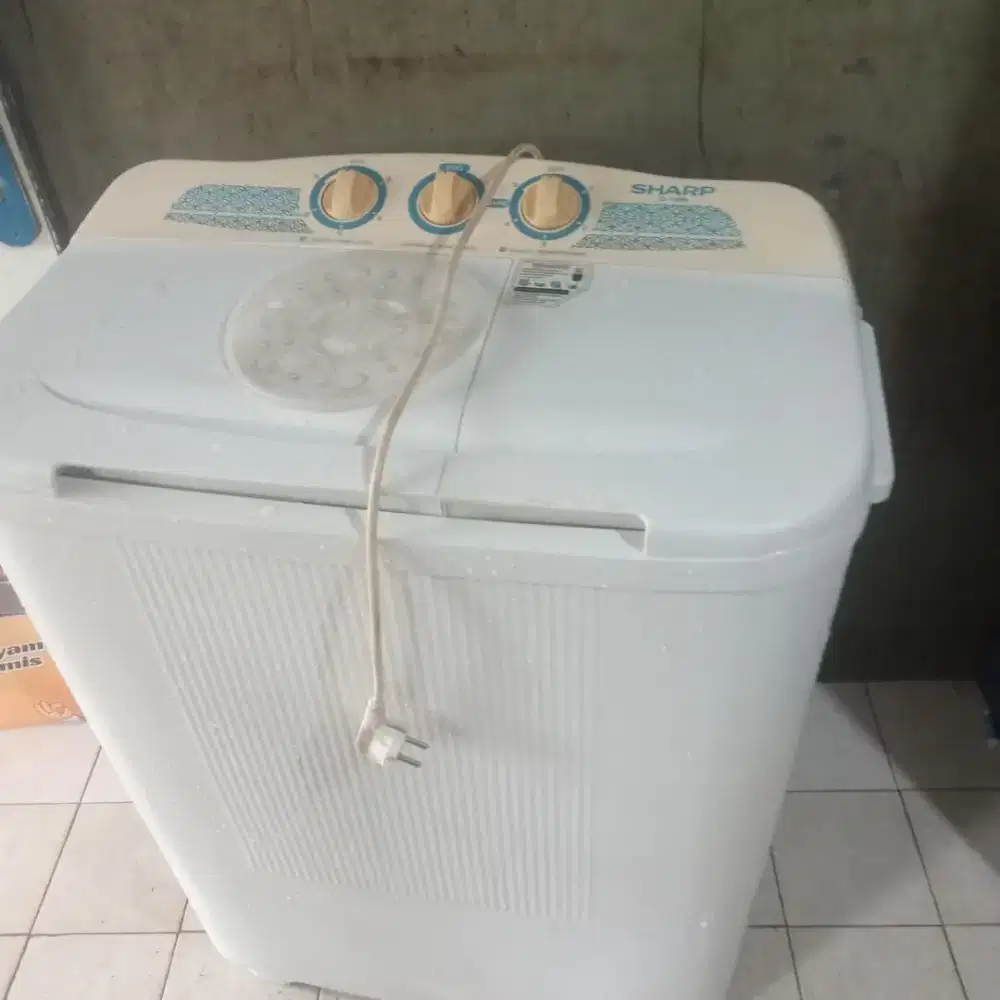 Mesin Cuci masih bagus mau dijual aja nih kak
