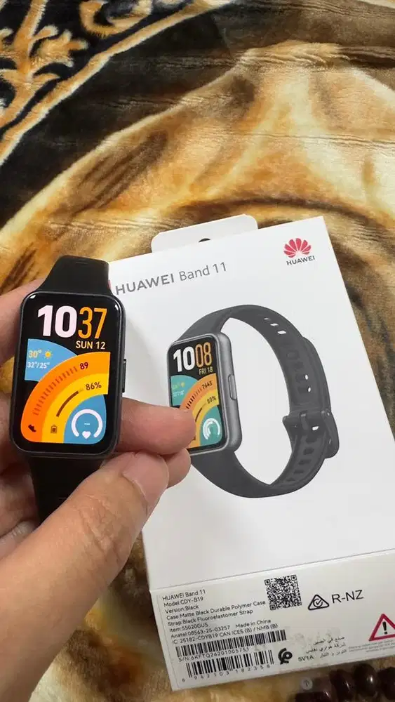 Huawei Band 11 Black - like new hanya di gunakan untuk deview
