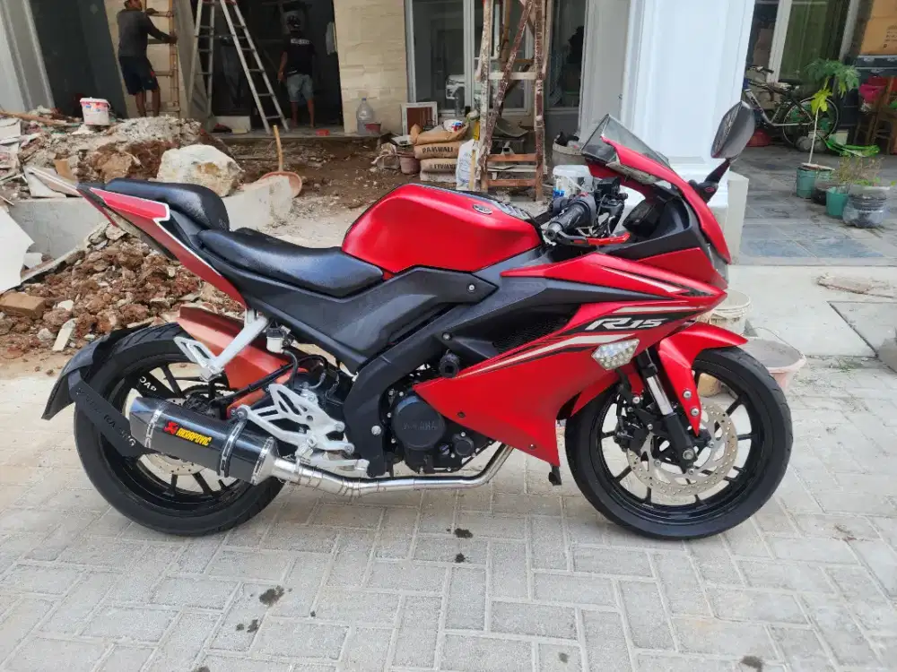 Dijual BU (buat renovasi rumah) Motor R15 v3 milik pribadi
