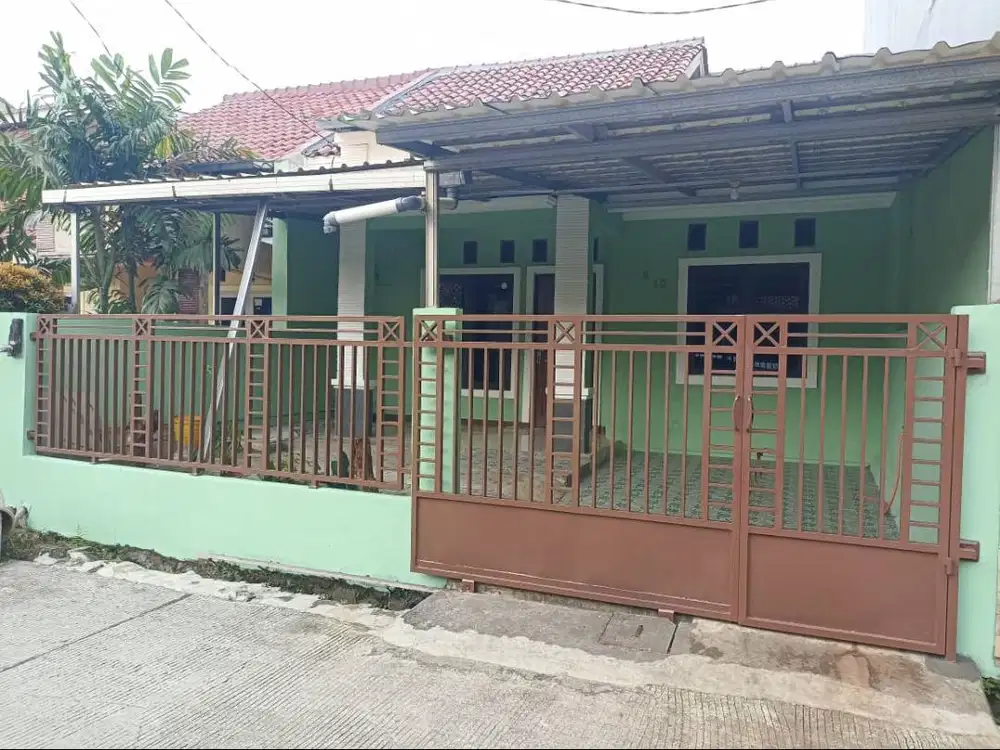 Disewakan rumah di dalam Komplek Tugu Residence; Sawangan; Depok