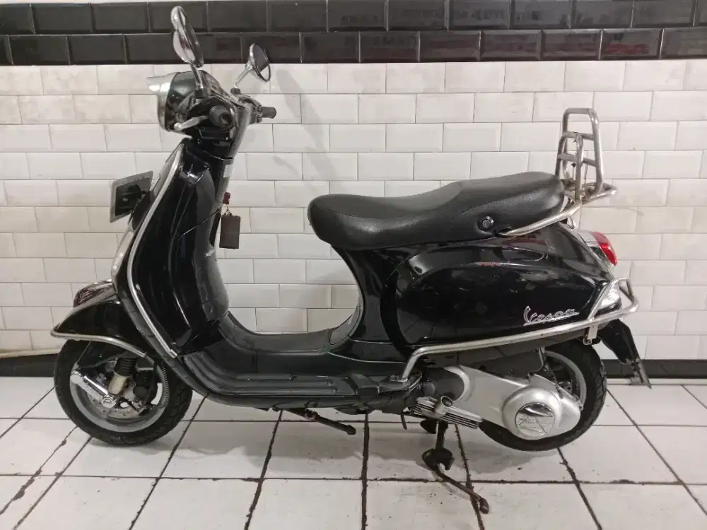 Vespa Lx150 2011 siap pakai