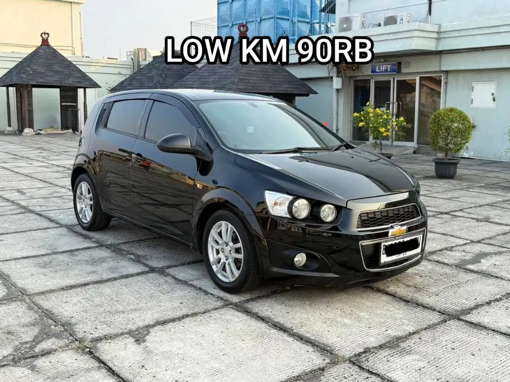 (LOW KM 90RB) CHEVROLET AVEO LT 2012