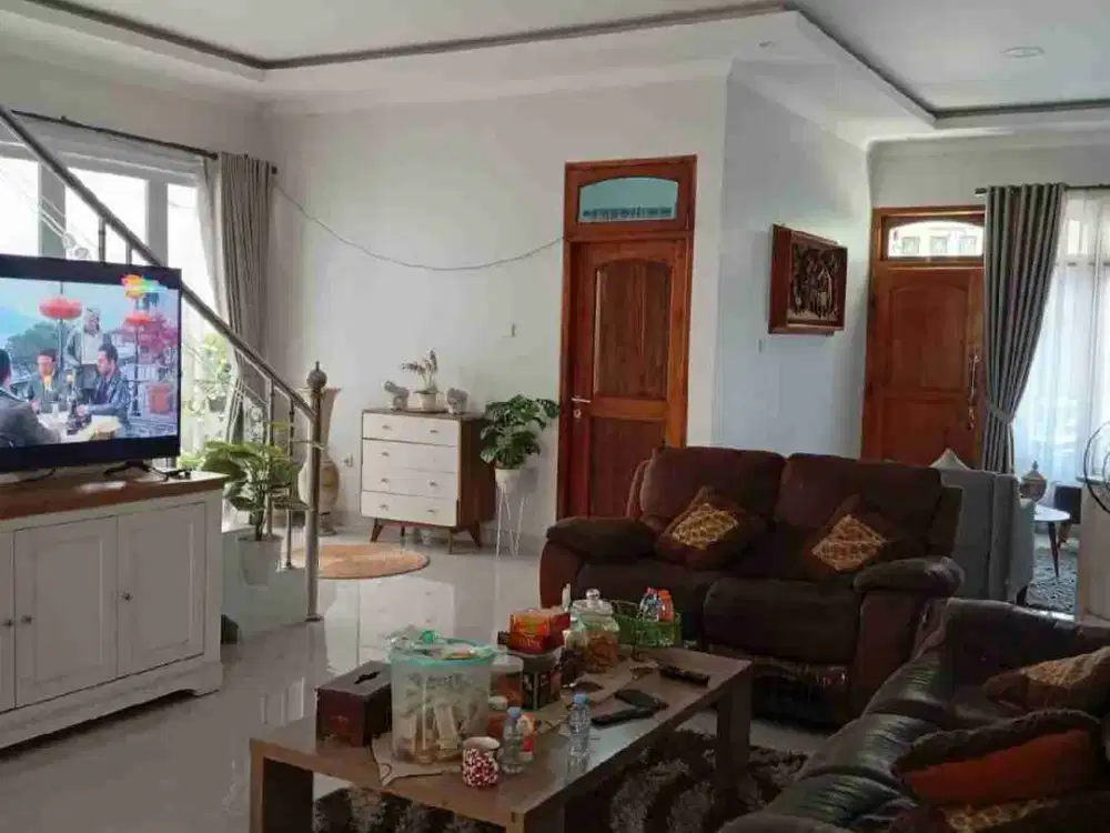 rumah bagus full furnish di arcamanik antapani kota bandung