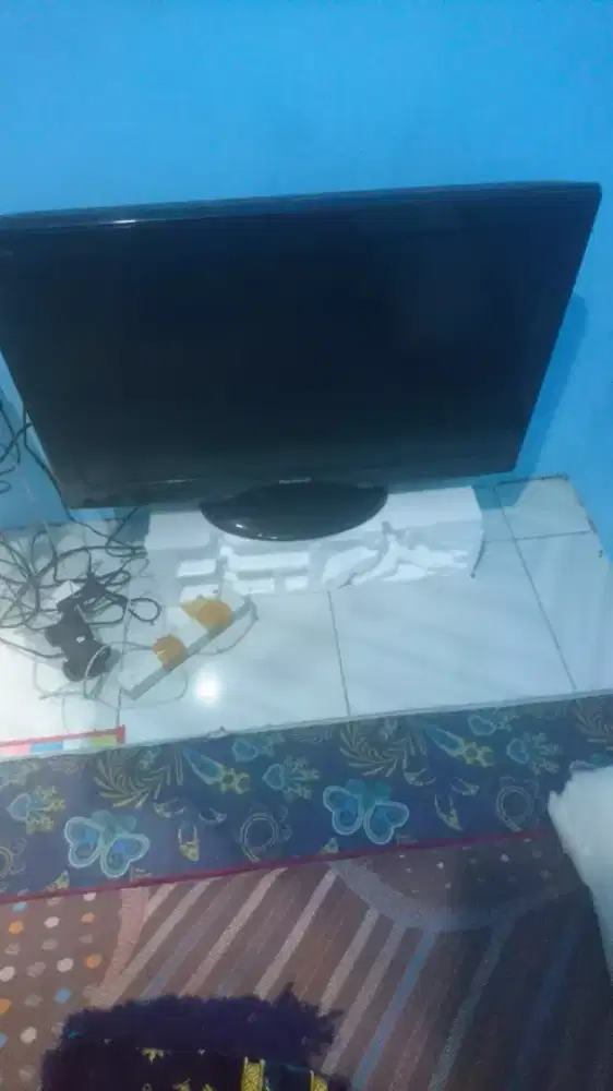 TV PANASONIC 32 INCH NORMAL