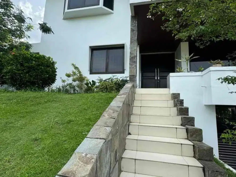 Dijual Rumah Shangrila Garden Sekupang