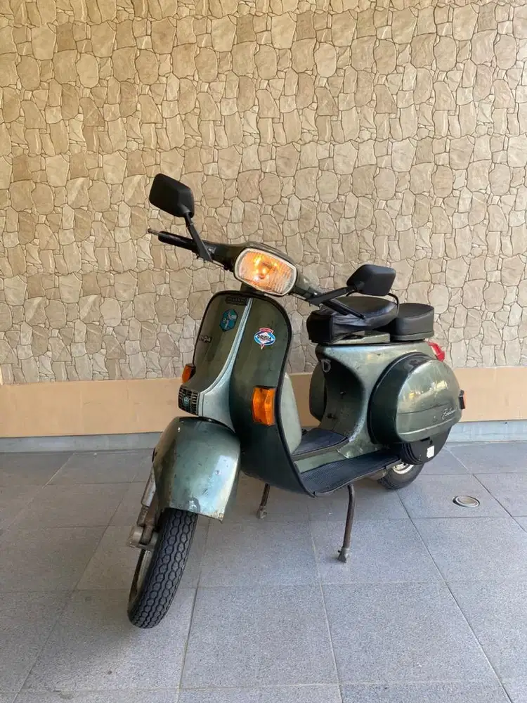 vespa exclusive 2 tahun 1993 original X tangan pertama.