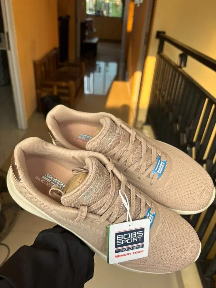 Skechers Bobs Squad Waves Women's Sneaker - Taupe