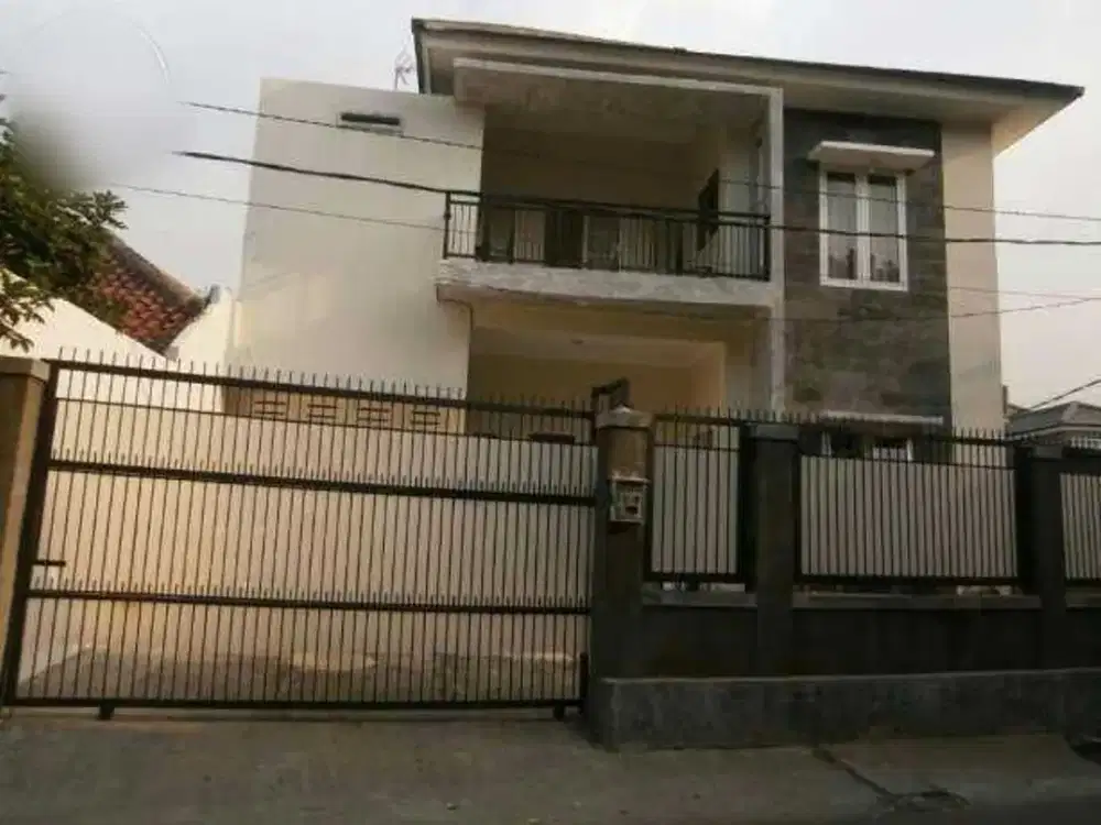 Rumah sewa pejaten dekat RS Siaga jakarta selatan