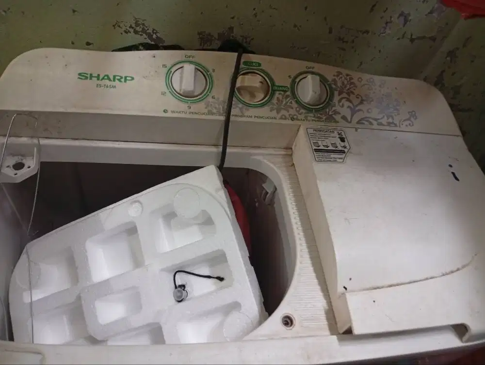 Mesin cuci merek Sharp 2 tabung