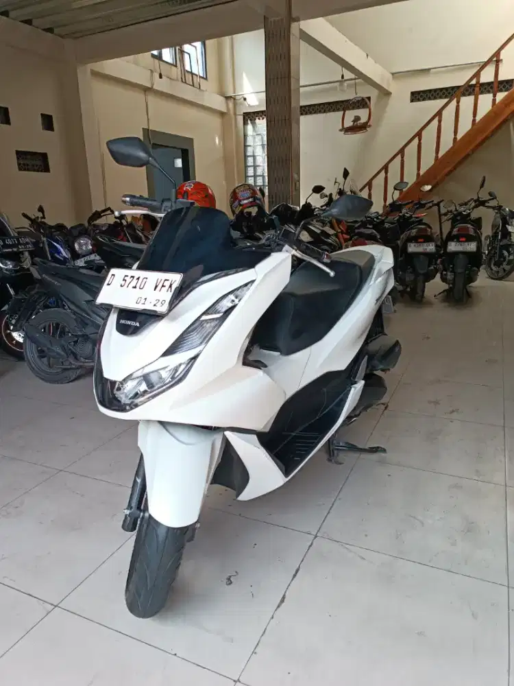 HONDA NEW PCX 160 CBS TAHUN 2024