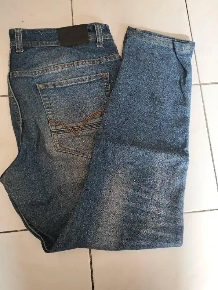 Celana denim top Ten