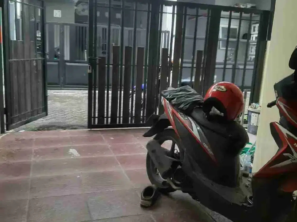 Jual Rumah 2 Lantai di Tambak Medokan Ayu Rungkut Surabaya Timur Siap Huni