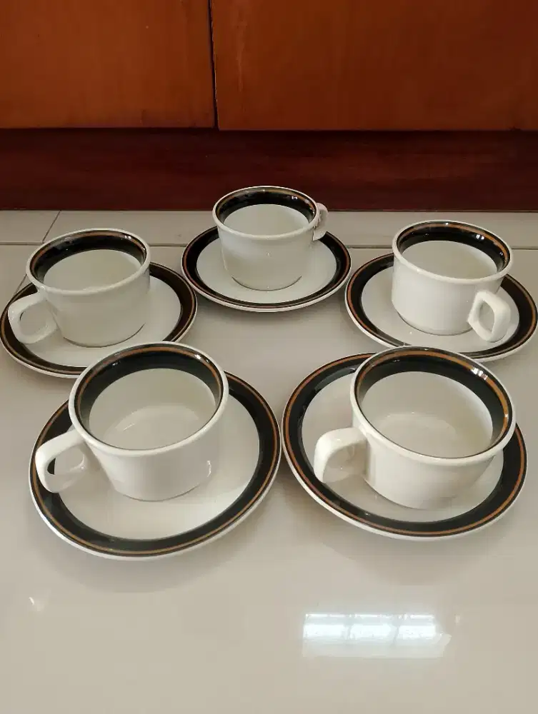 Dijual Cangkir set keramik