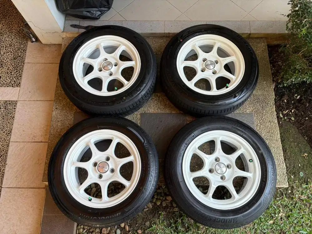 Ring 15 Velg dan Ban pcd 4x100 murah buat calya agya sigra ayla yaris