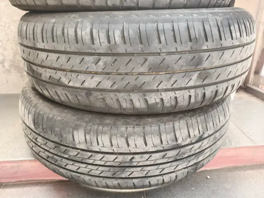 Ban Bridgestone 205/65 r 16