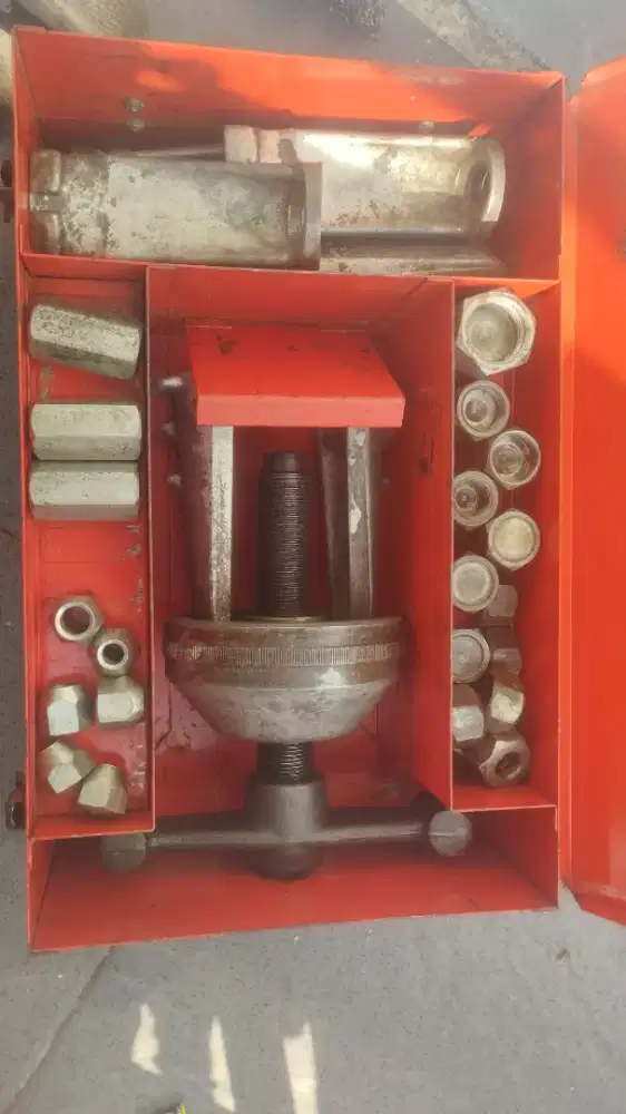 Snap On Hub Puller 4567G