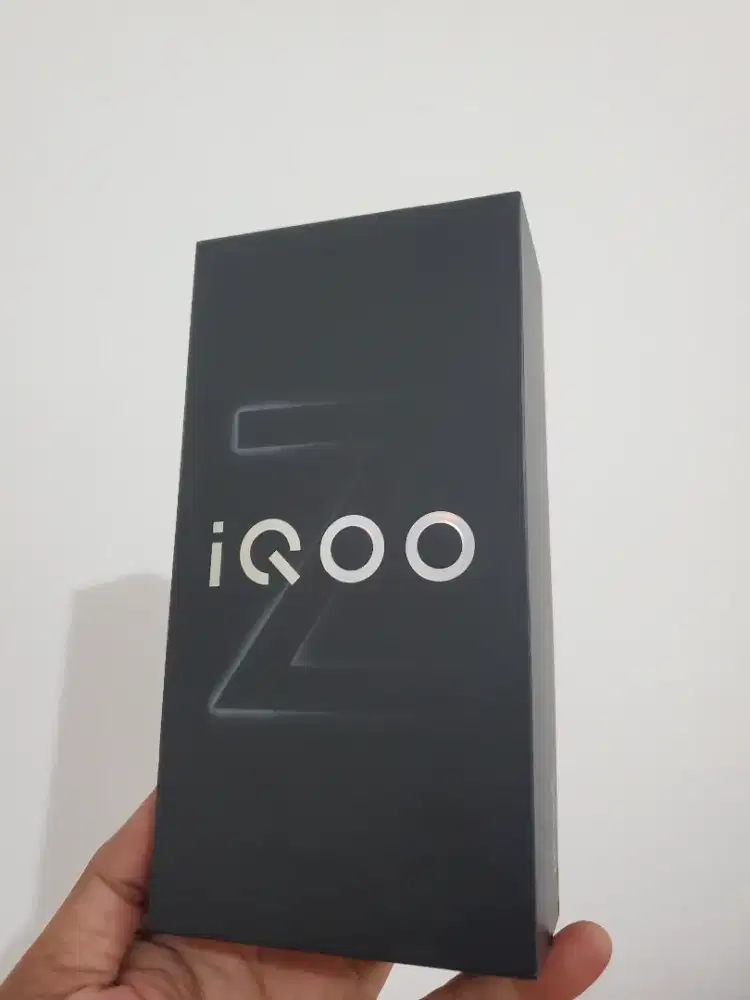 Iqoo Z11 5G (8/128)