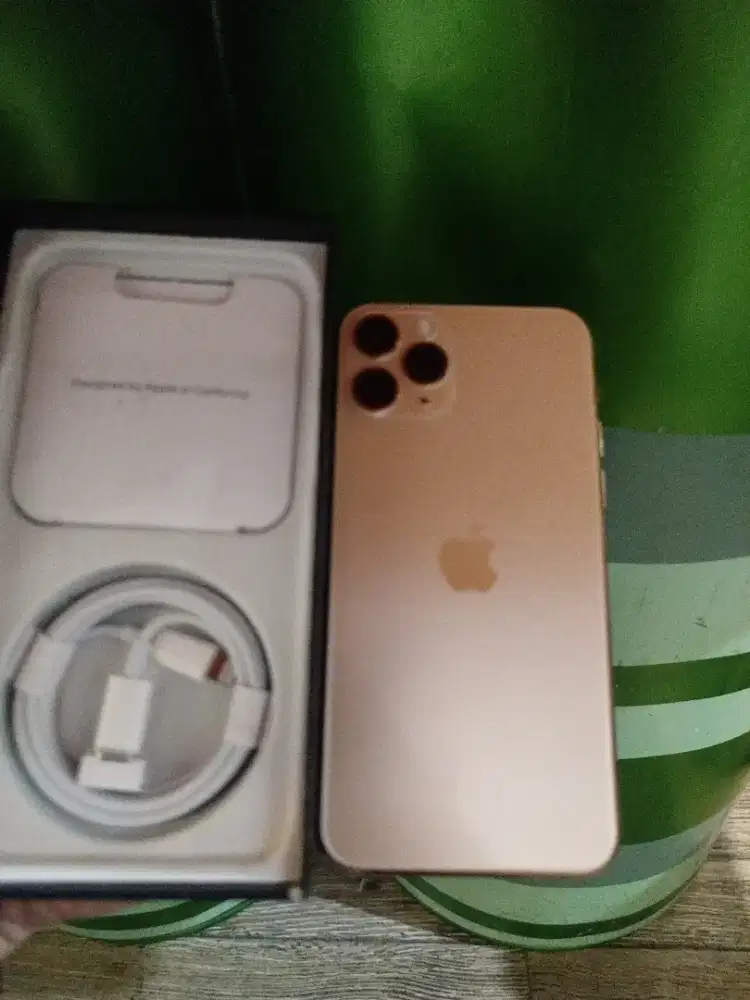 iPhone 11 pro 256gb ada harga ada rupiah