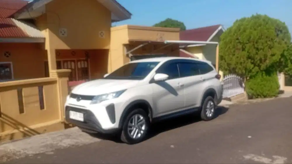 DIJUAL Daihatsu Terios 1.5 X M/T 2023 (Putih)