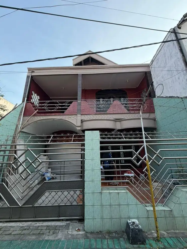 Disewakan rumah 2 lantai
