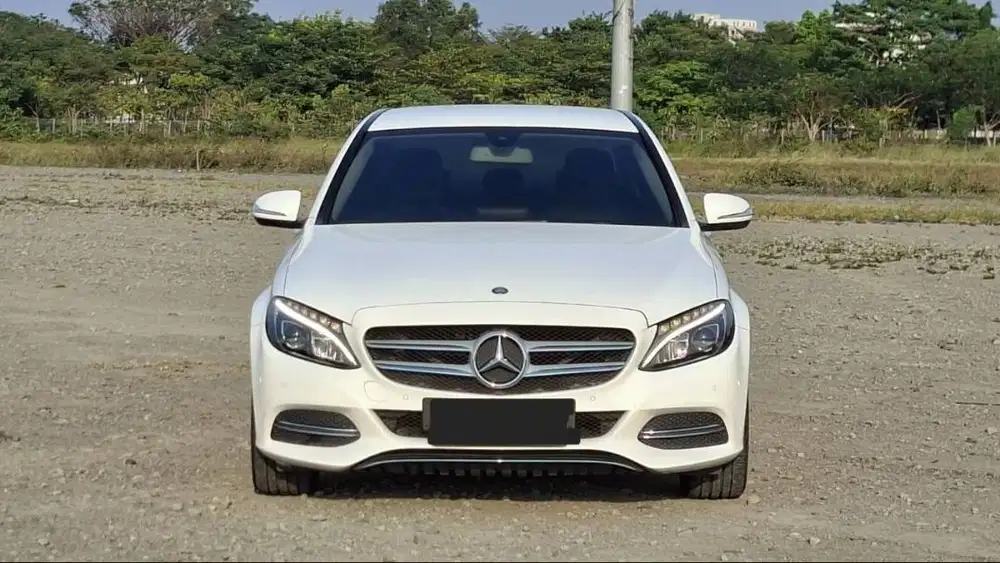 Mercedes-Benz C200 2.0 Avantgarde 2014