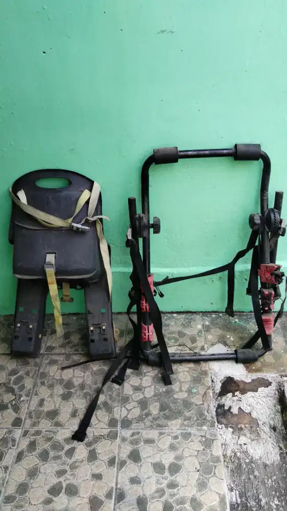 Bike carrier & tempat duduk anak di sepeda