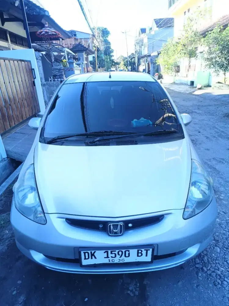 JUAL SANTAI MOBIL JAZZ MATIC 2005