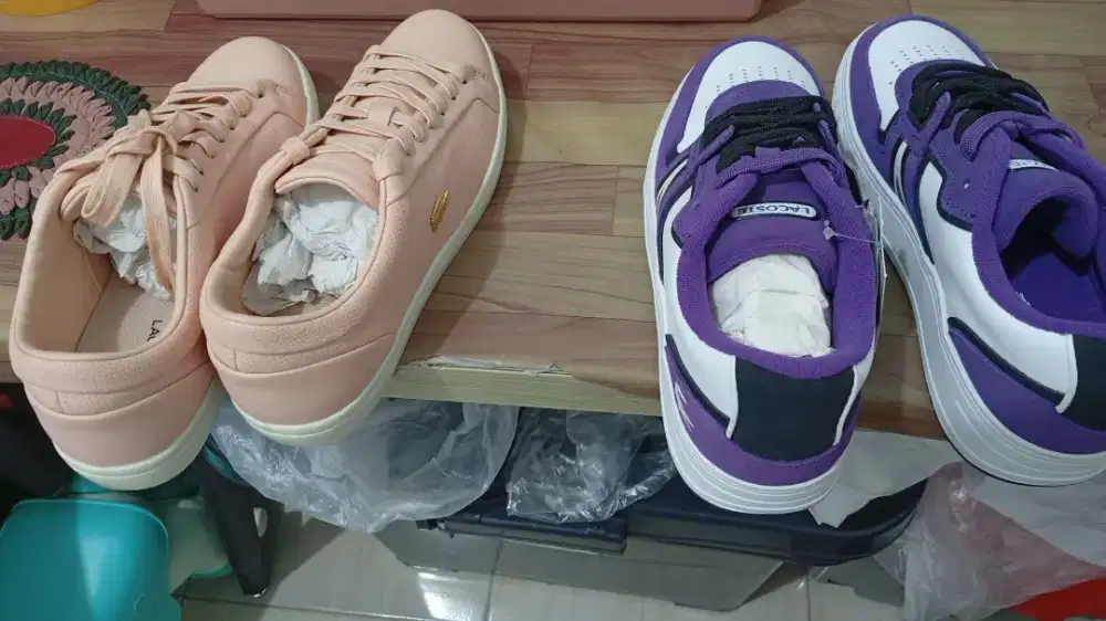 BU unt medical  jual rugi 2 pasang sepatu 1,3jt