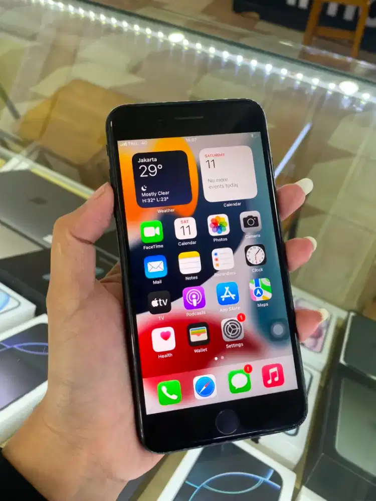 Iphone 7 plus 128 black
All oprator