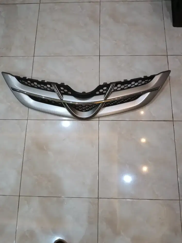 Grill Toyota Vios 2008