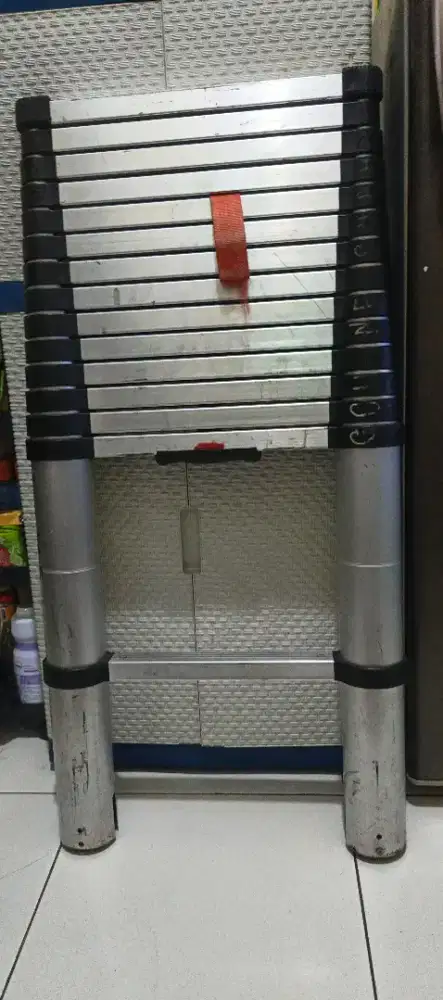 Tangga Lipat 7 Meter