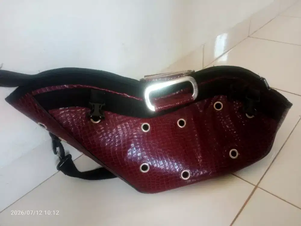 Tas Kiso Ayam Bangkok