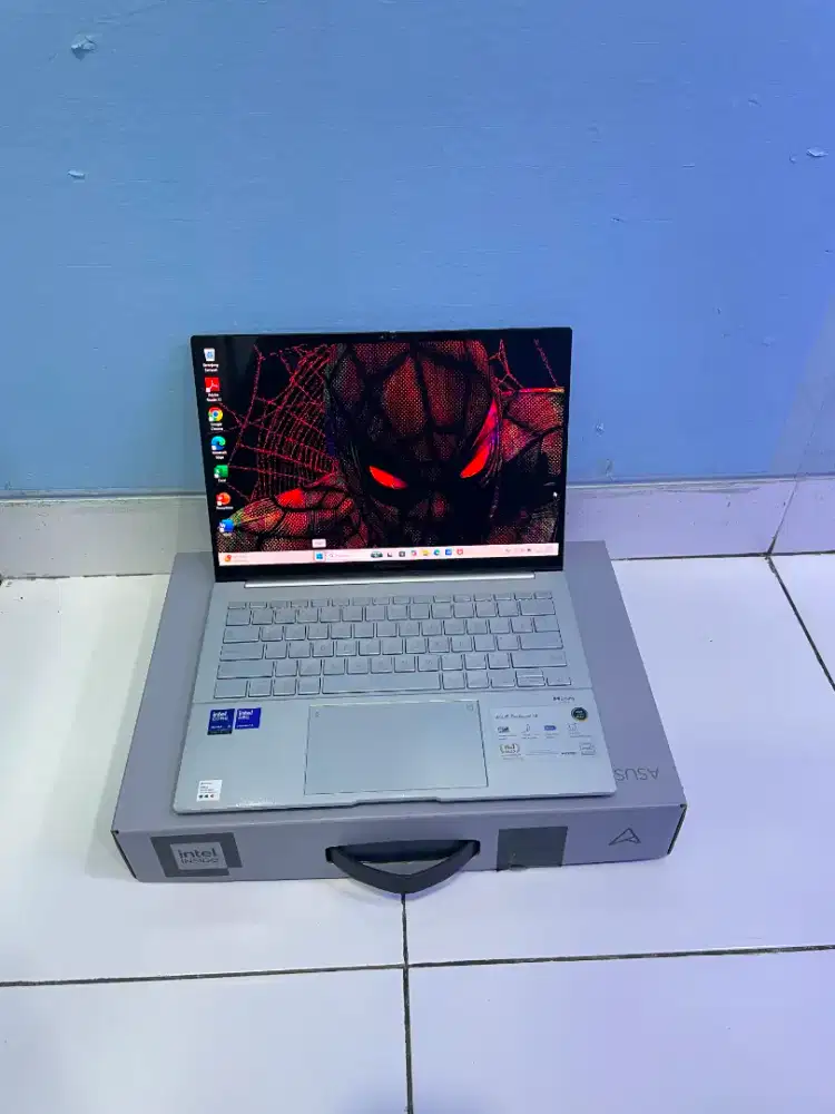 ASUS ZENBOOK 14 UX3405CA