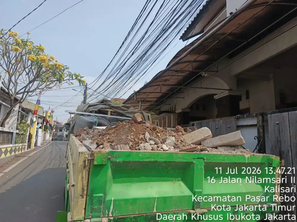 Jasa buang puing tanah