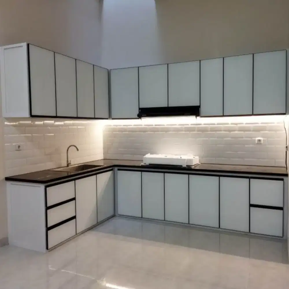 Custom kitchen set minimalis wardrobe bedroom set livingroom room
