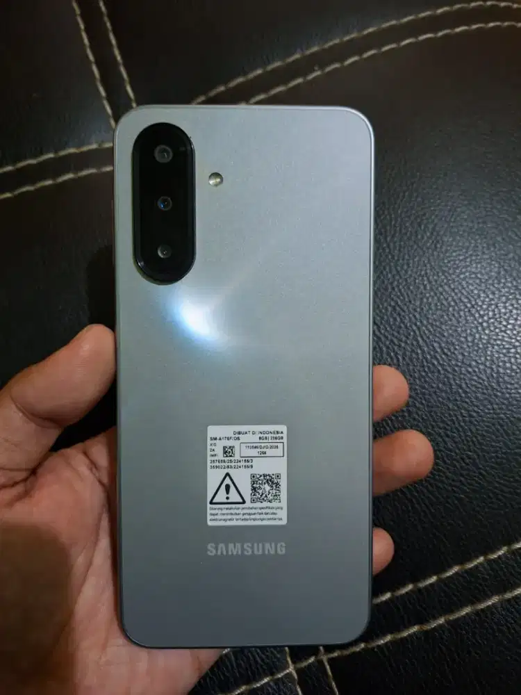 SAMSUNG A17 4G 8/256 silver