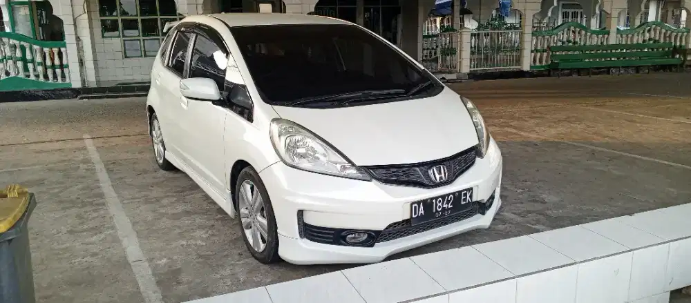 Djual honda jazz rs metik
