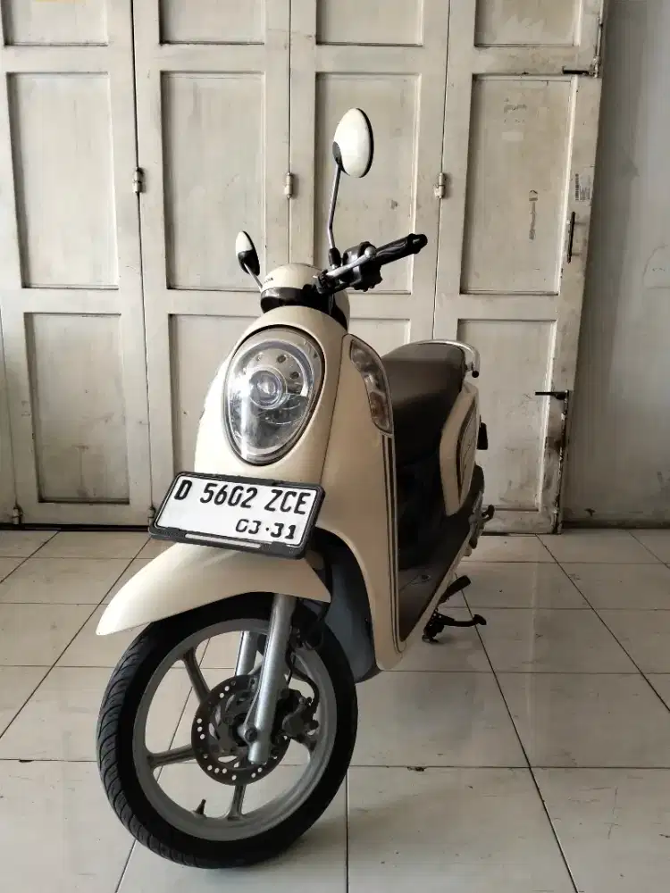 HONDA SCOOPY STYLISH ESP 2016