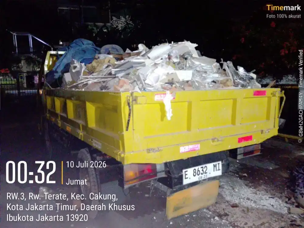 Jasa buang tanah galian dan angkut puing