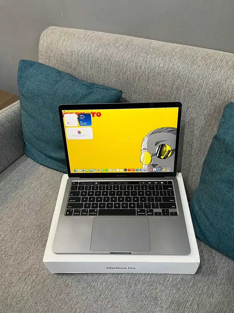 MACBOOK PRO M2 13INCH FULLSET ORIGINAL