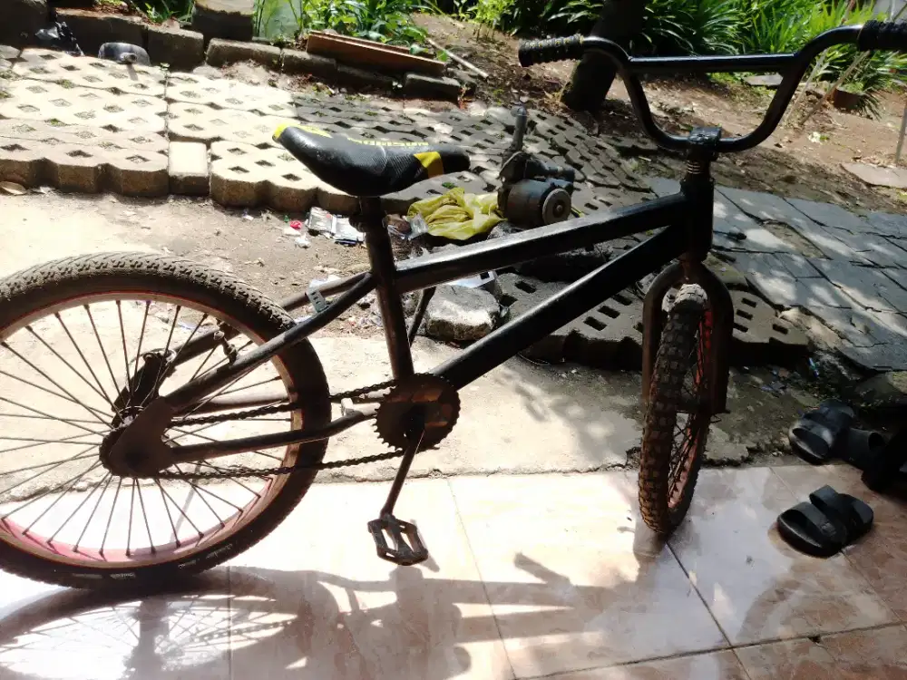 sepeda bmx bekas pakai anak