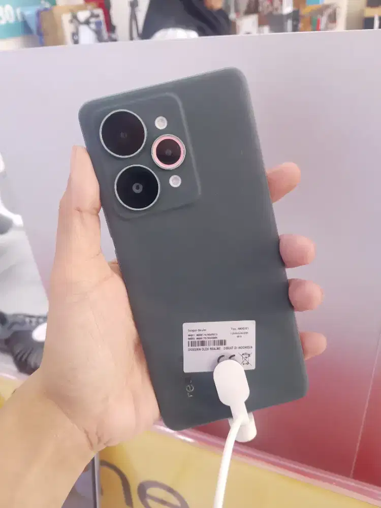 Kredit Realme 15 Pro 5G