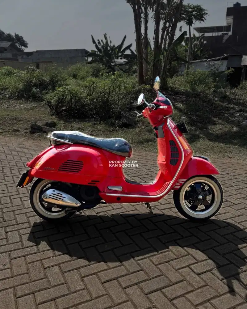 VESPA GTS 150 3V 2014 BERGARANSI