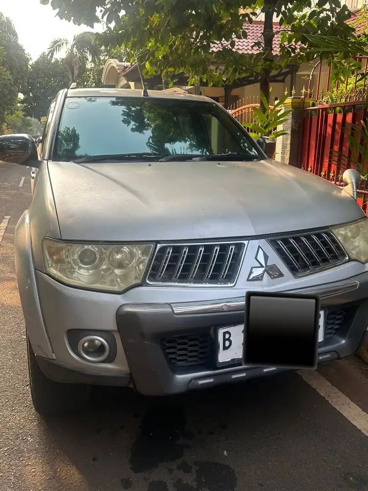 Dijual Pajero Sport Exceed Tahun 2011 Warna Silver