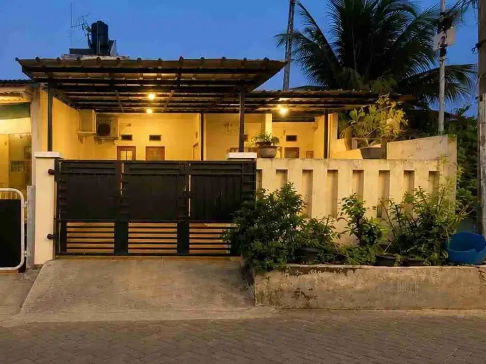 Dijual  rumah siap huni di taman harapan baru bekasi