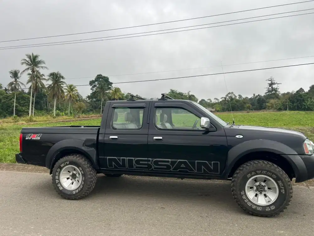 Nissan frontier 4x4 diesel